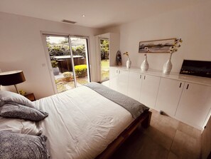 4 Schlafzimmer, Bügeleisen/Bügelbrett, Reisekinderbett, kostenloses WLAN