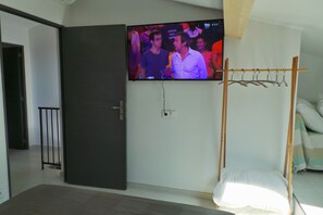 2 bedrooms, iron/ironing board, free WiFi, bed sheets - Les Brisants 2977 villa (Les Issambres)