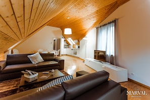 Televisión LCD, piso con calefacción