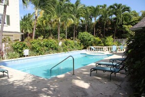 Piscine extérieure