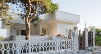 Salento Villa Emma - Green Apartment with Garden