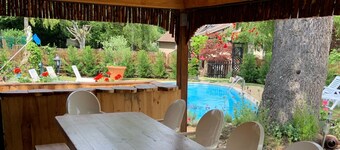 Bed and breakfast for 2- 7 people.