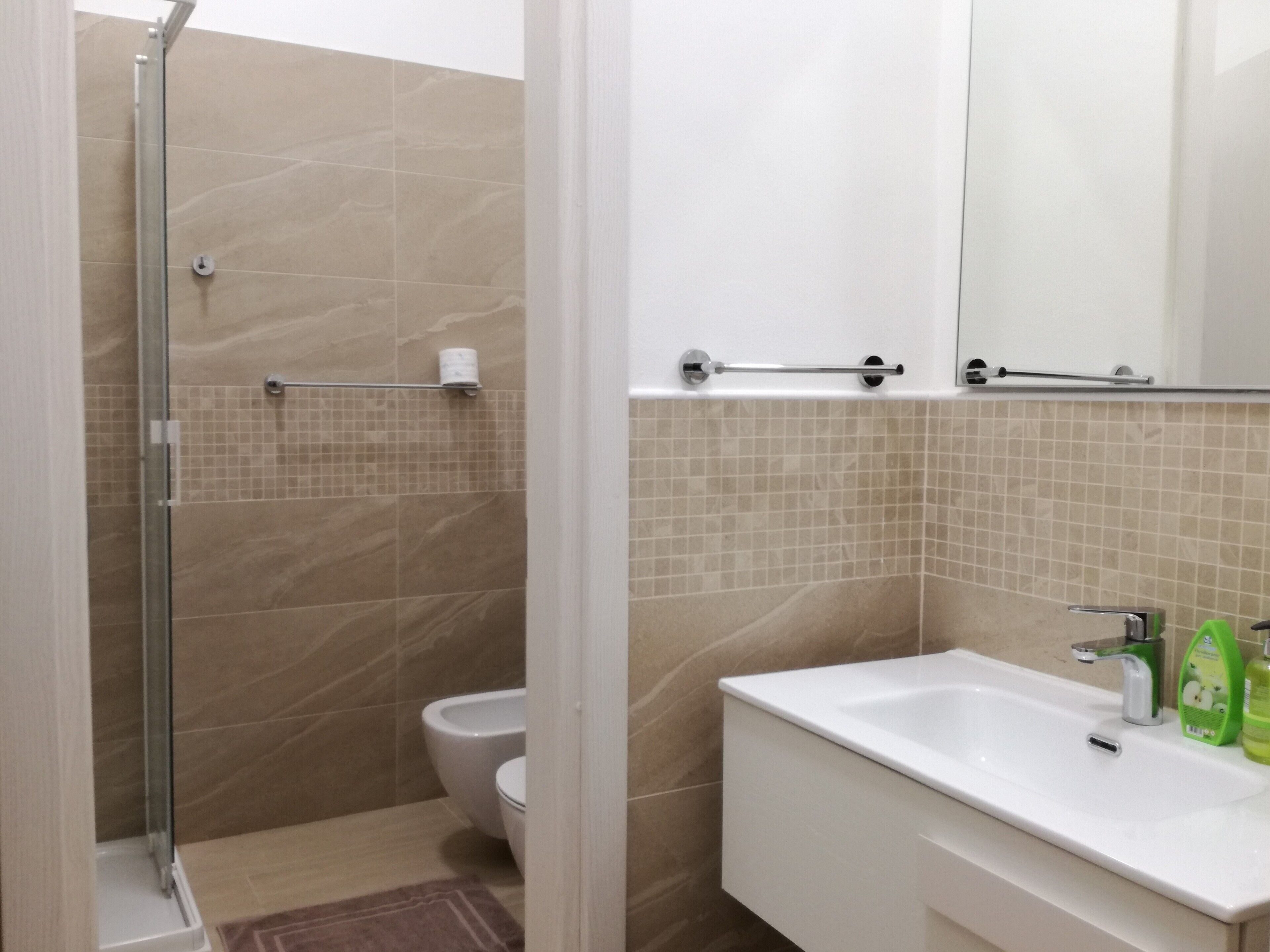 Foto - Trieste Center Rooms & Apartments - Fiori di Trieste