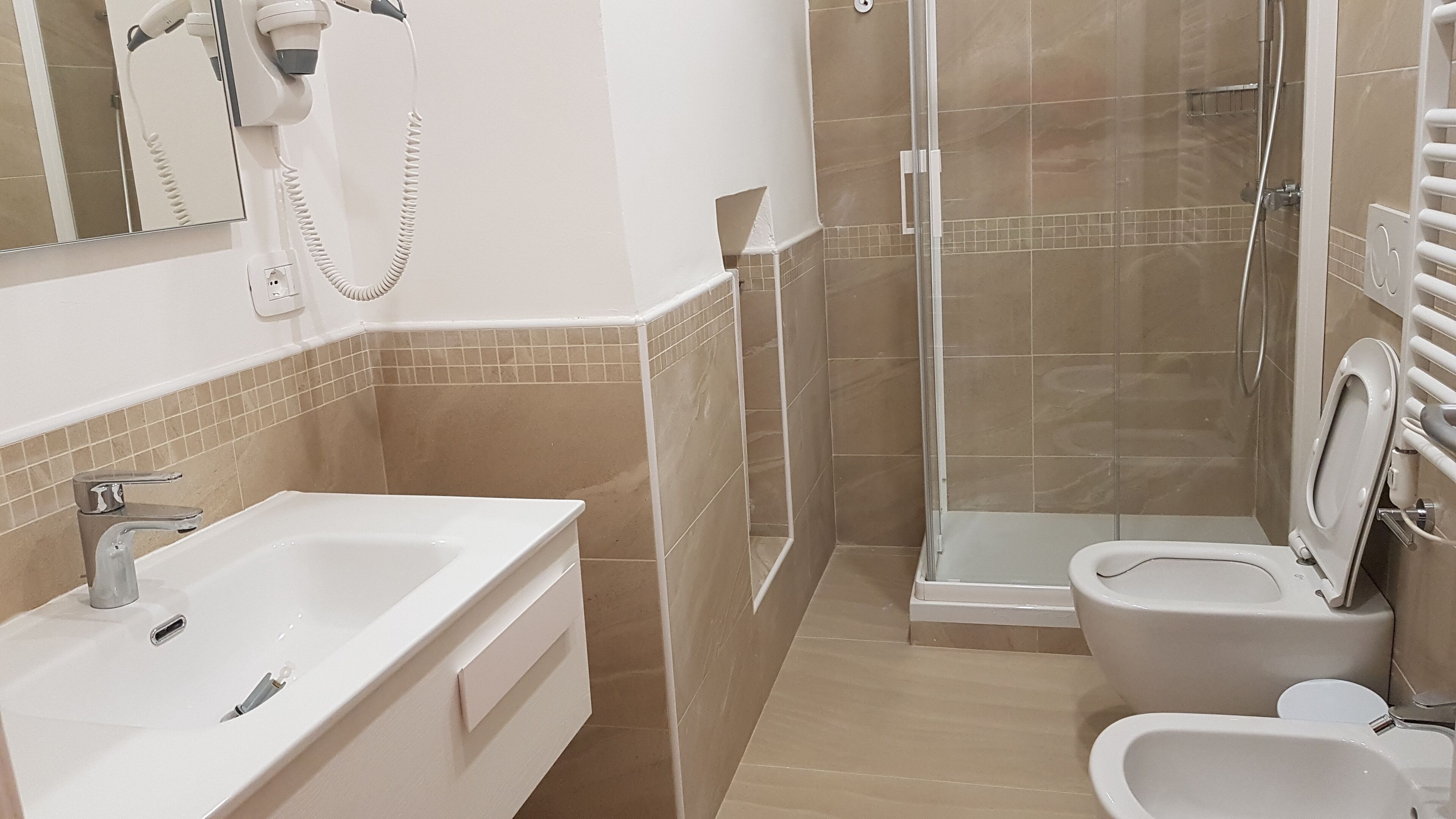 Foto - Trieste Center Rooms & Apartments - Fiori di Trieste