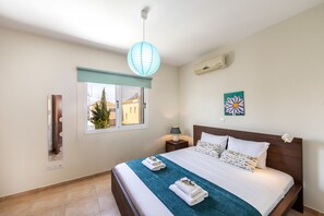 3 bedrooms, in-room safe, iron/ironing board, free WiFi - Protaras Villa Galleria Sunset (Protaras)