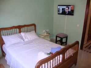 1 camera, Wi-Fi, lenzuola