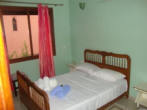 1 bedroom, WiFi, bed sheets