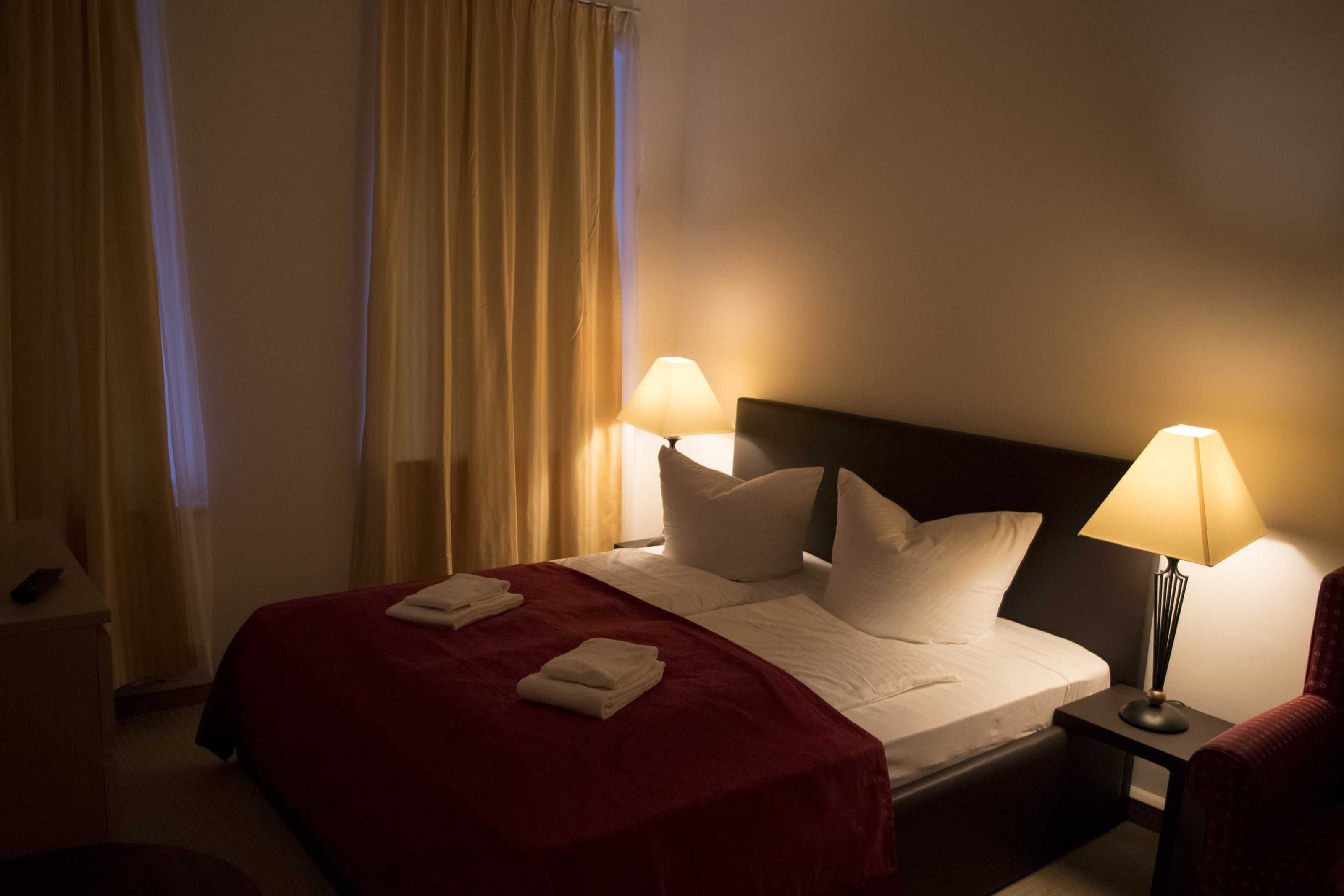 1 chambre, bureau, Wi-Fi, draps fournis