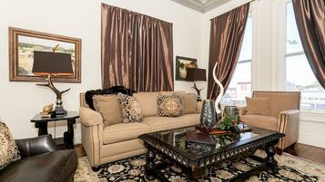 TV, Netflix, streaming services