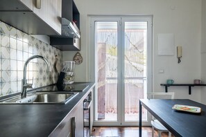Fridge, microwave, oven, dishwasher