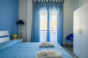 3 Schlafzimmer, Schreibtisch, laptopgeeigneter Arbeitsplatz