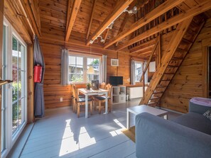 Unclassified image, 2 of 21, button - House 3 - SCHMIDT'S Cottages in the countryside (Lüdershagen)