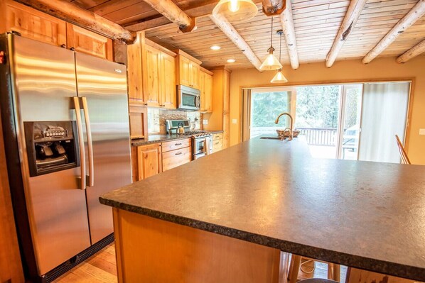 Fridge, microwave, oven, stovetop - Large Group McCall Cabin with Outdoor Fireplace (McCall)