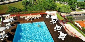 Piscina all'aperto