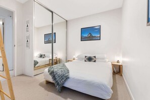 2 間睡房、書桌、熨斗/熨衫板、Wi-Fi