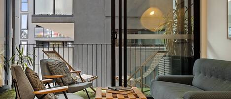 TV, offices