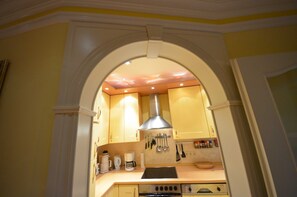 Fridge, microwave, oven, dishwasher - 17d sea buckthorn 8 persons - Reethäuser 17 / Fam. Kröning / TZR (Gager)