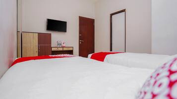 Deluxe Twin kamer | Een bureau, gratis wifi, beddengoed