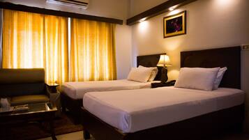 In-room safe, free WiFi