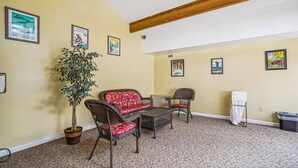 Unclassified image, 5 of 25, button - Studio Queen/Sleeper sofa with outdoor heated pool 107 (Killington)
