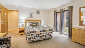 Unclassified image, 4 of 25, button - Studio Queen/Sleeper sofa with outdoor heated pool 107 (Killington)