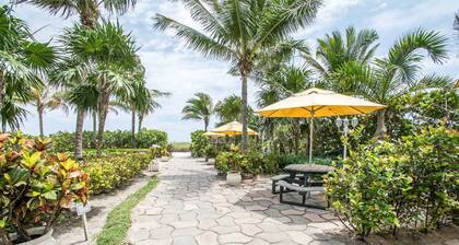 Ready for`SUPERBOWL`. This resort is the place to be. Directly on the ocean