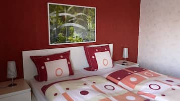 1 bedroom, WiFi, bed sheets