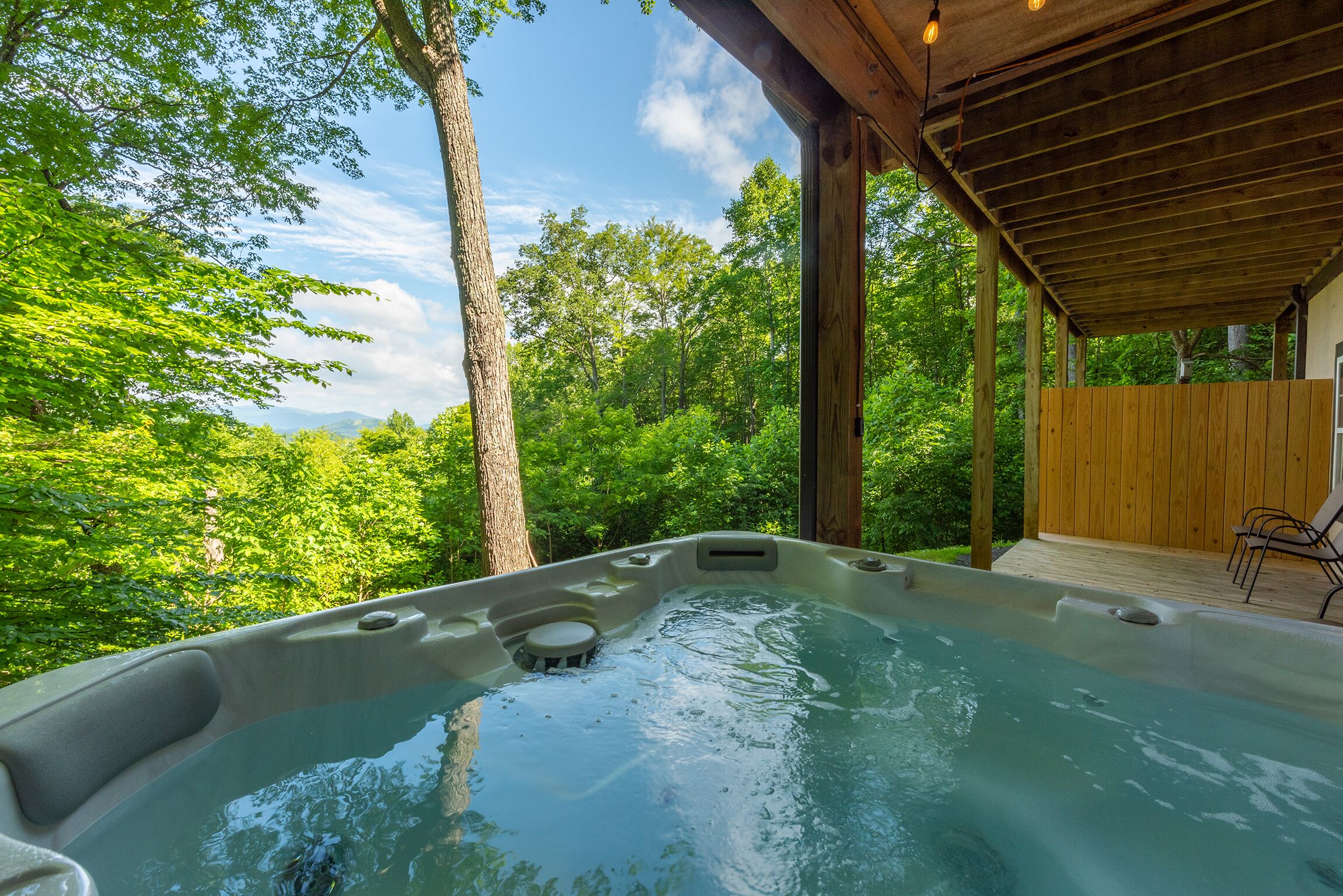 Bain à remous extérieur