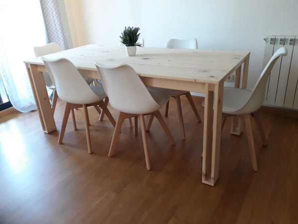 تناول الطعام