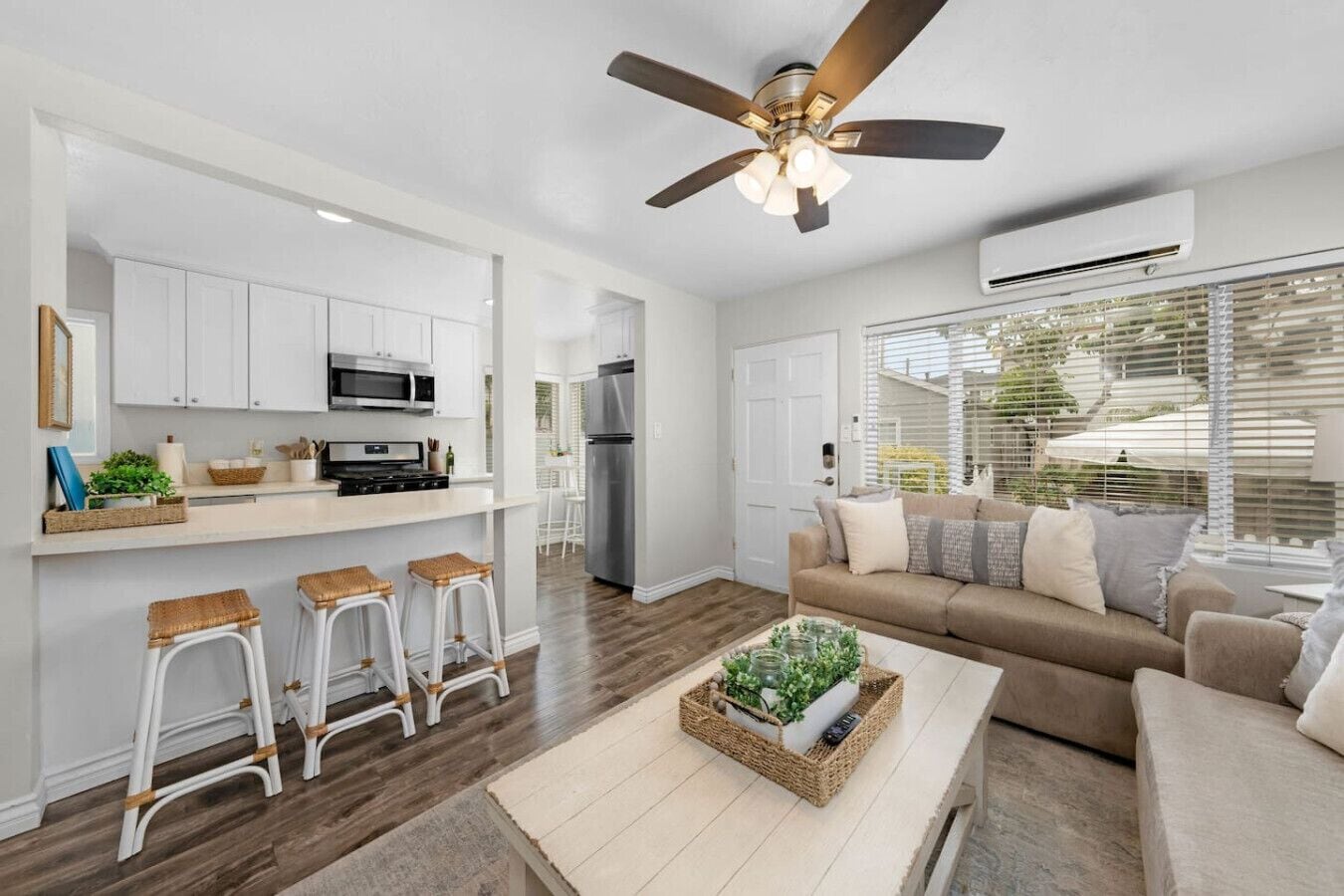 Télévision, espaces bureaux