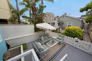 Terrace/patio - Relaxing Beach Cottage Retreat (San Diego)
