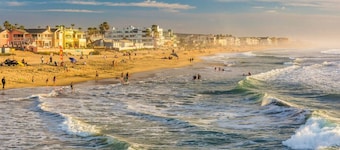 Ormond 3 · New Luxurious Condo in Mission Beach~Steps to Sand