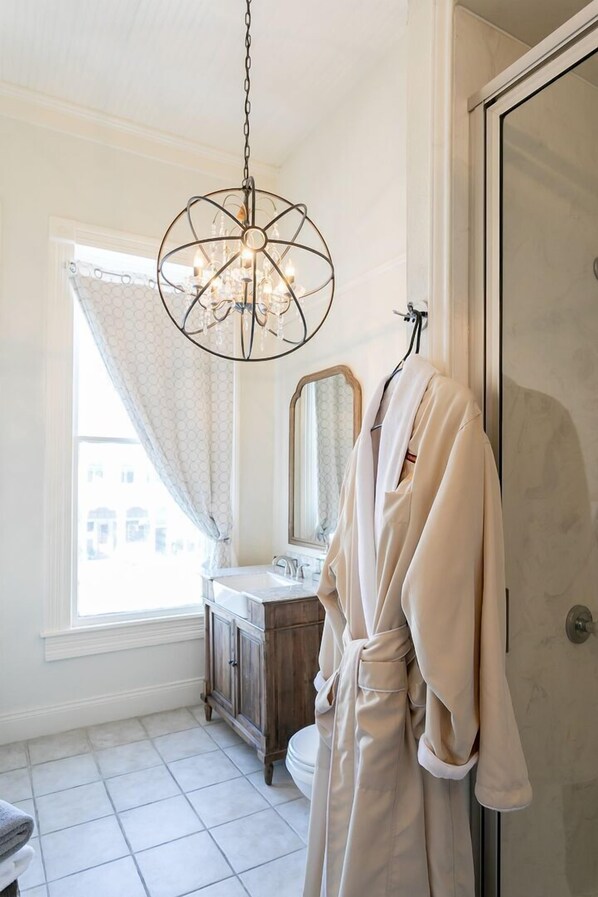 Shower, towels, soap, shampoo