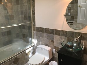 Bathroom - One Block from Beach and Boardwalk (Ventnor City)