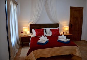 3 habitaciones, tabla de planchar con plancha y wifi gratis 