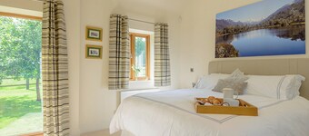1 bedroom accommodation in Rufford, near Newark