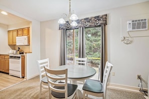 Unclassified image, 5 of 45, button - 2 Bedroom Suite outdoor heated pool 107/108 (Killington)
