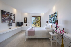 4 habitaciones, tabla de planchar con plancha y wifi gratis