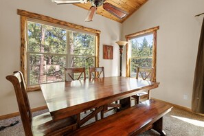 Dining - Pankratz Pines - Close to Slopes, Jet Tub, Deck, Views (Big Bear Lake)