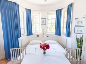 1 chambre, bureau, Wi-Fi, draps fournis