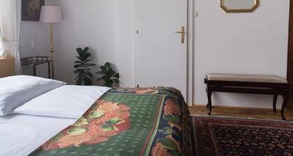 Doppelzimmer mit Balkon - Pension Jörgner