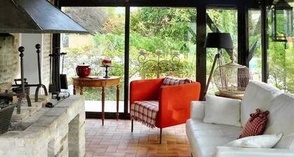 Homerez - Villa in Arsac with pool