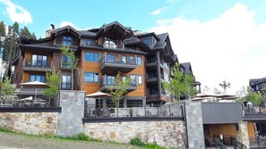 Exterior - View the Fall Leaves in Breckenridge (Breckenridge)