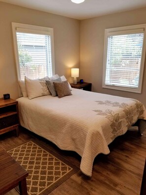 2 bedrooms, iron/ironing board, travel cot, WiFi