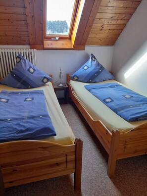 3 bedrooms, WiFi, bed sheets