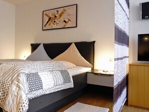 1 chambre, bureau, Wi-Fi, draps fournis