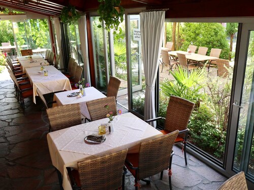 Fünfbettzimmer, Nichtraucher, mit WC und Dusche - Hotel Werneths Landgasthof