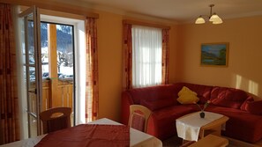 Interior - Sparber - No. 2 - Apartment house Edda (Strobl)