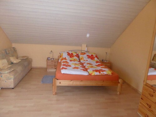 Chambre double n ° 4, environ 22 m², salle de bain commune - Bea's Gästezimmer