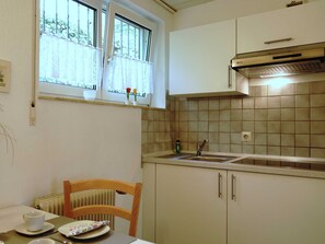 Private kitchen - Holiday Oasis - Apartment No. 2 - Holiday oasis (Bad Dürrheim)